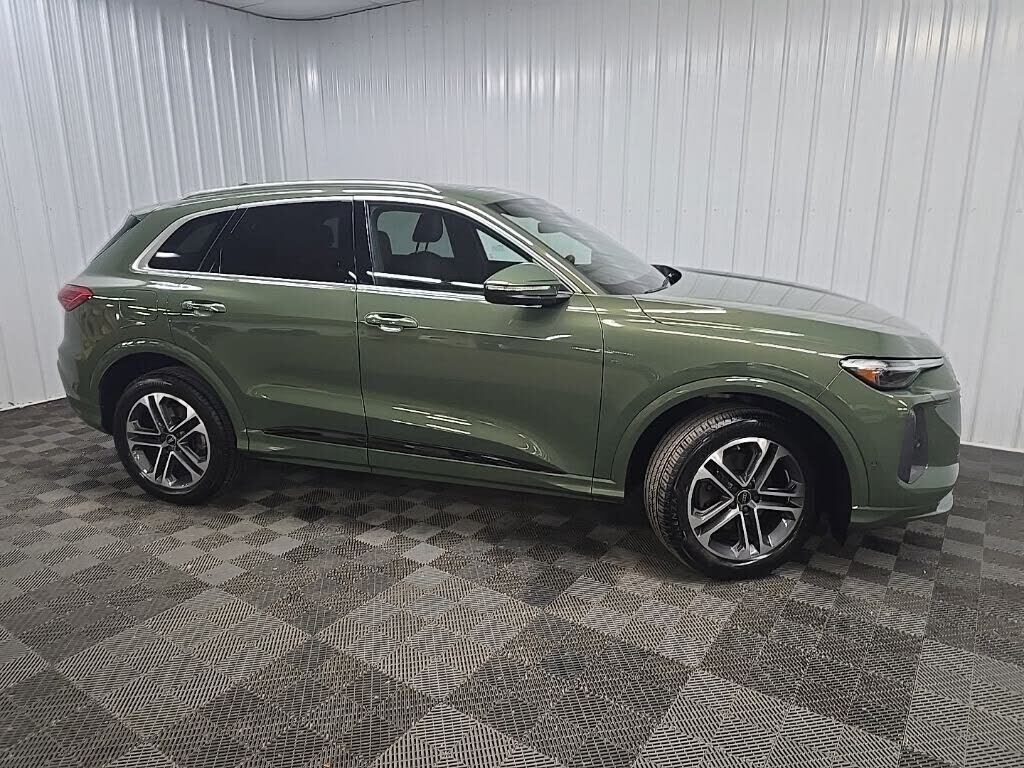 2025 AUDI Q5