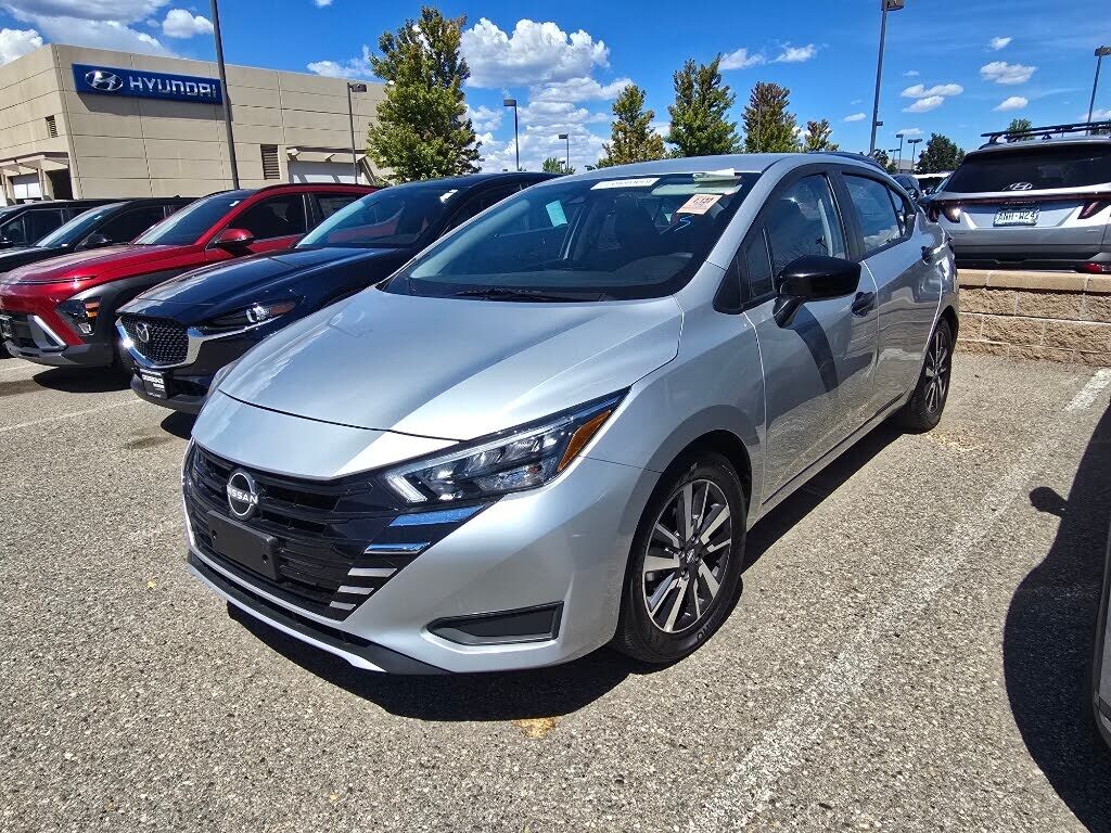 2025 NISSAN Versa