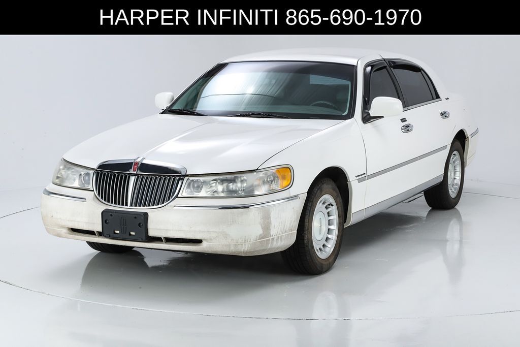 2000 LINCOLN Town Car