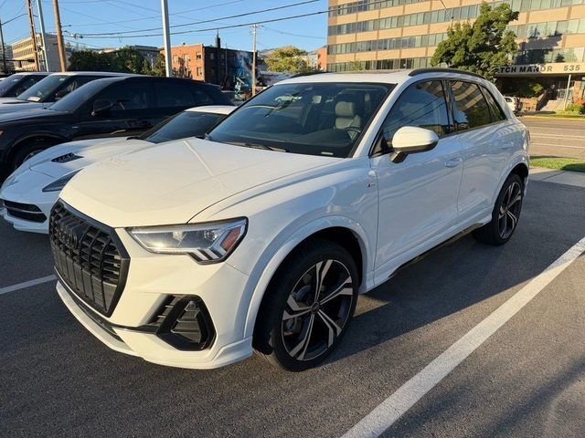 2024 AUDI Q3