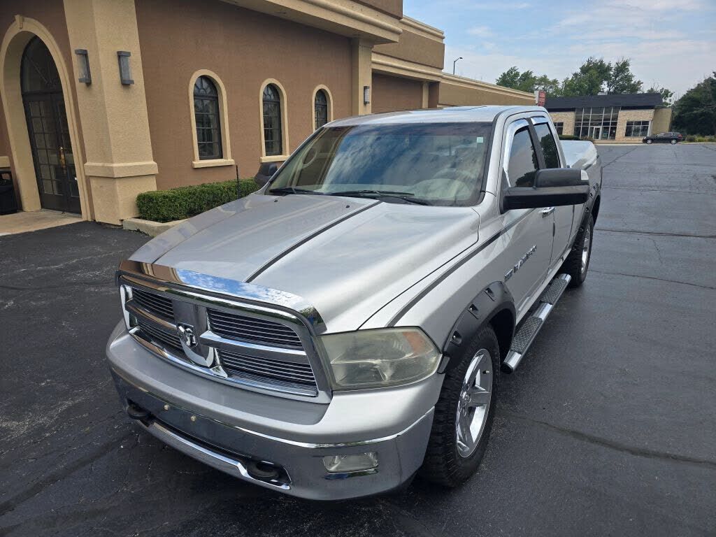 2011 DODGE Ram