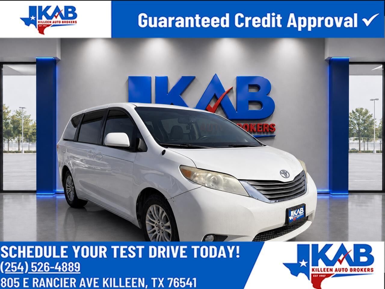 2013 TOYOTA Sienna