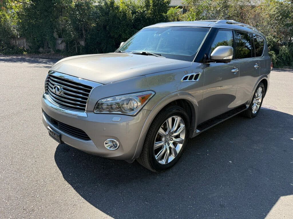 2011 INFINITI QX56