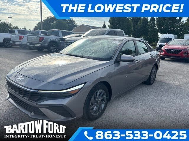 2024 HYUNDAI Elantra