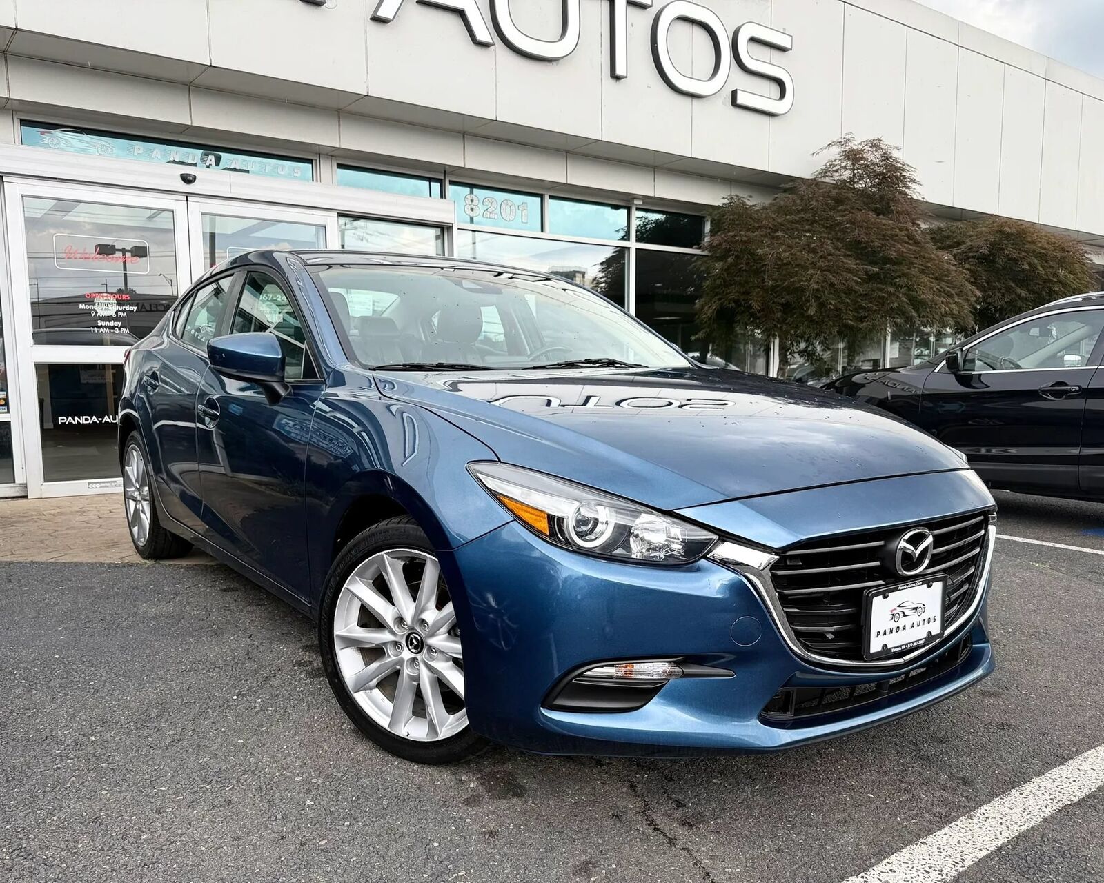 2017 MAZDA Mazda3