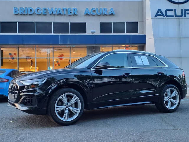 2022 AUDI Q8