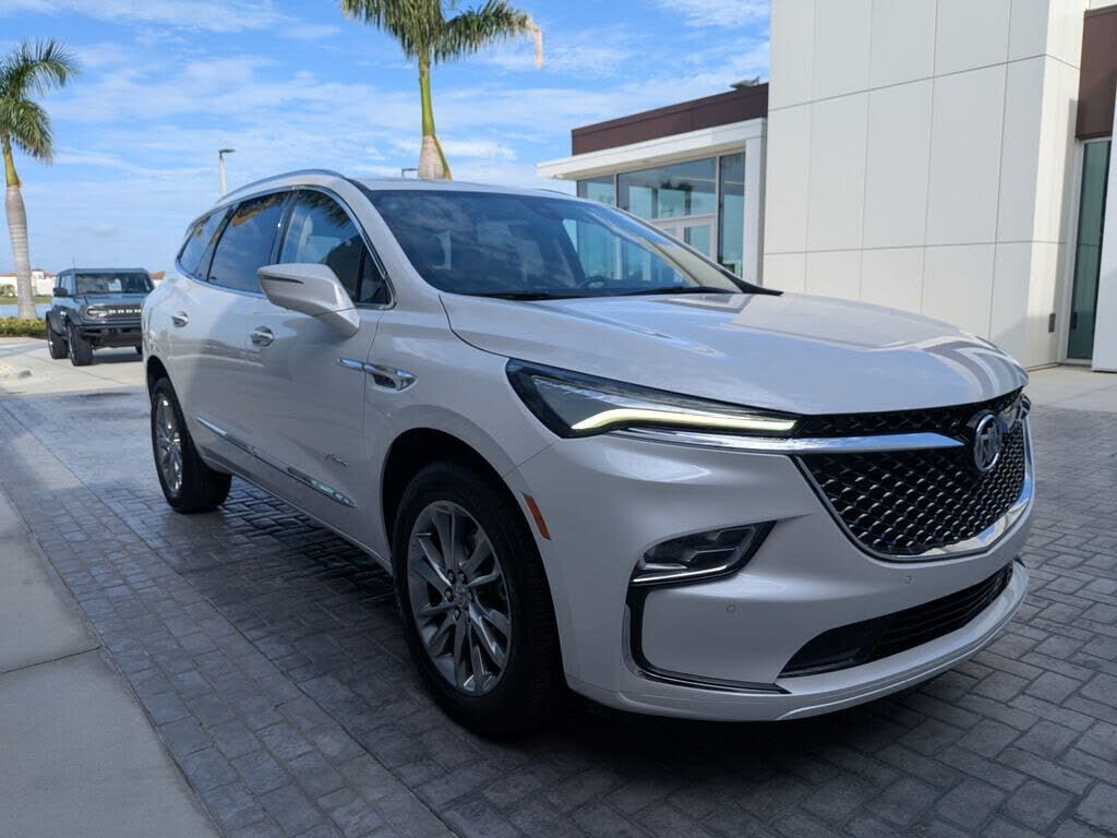 2023 BUICK Enclave
