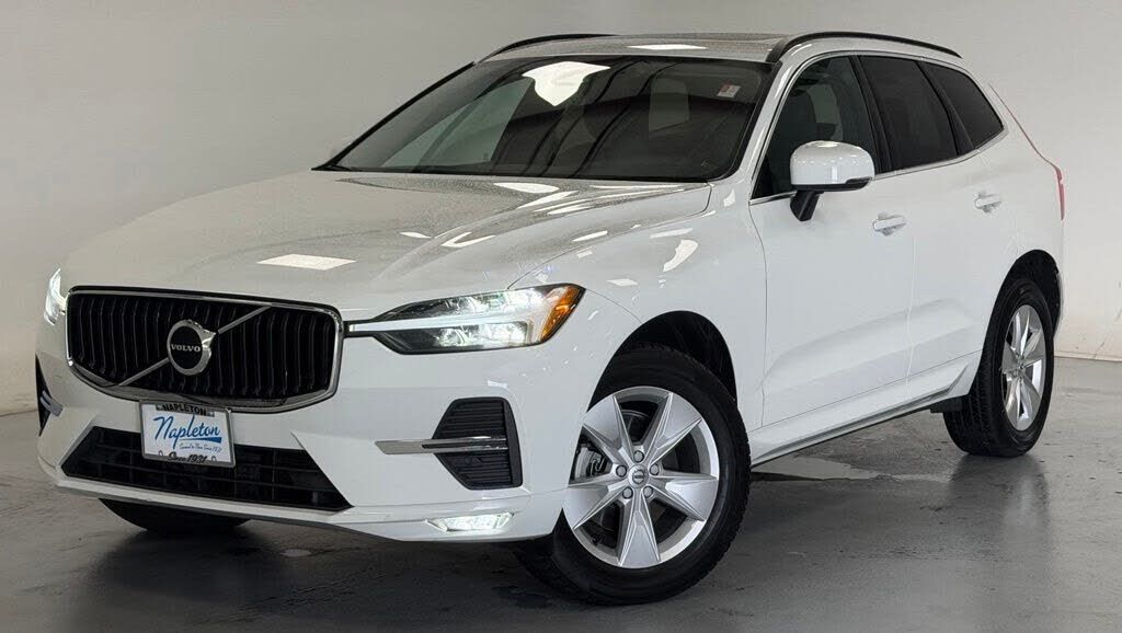 2022 VOLVO XC60