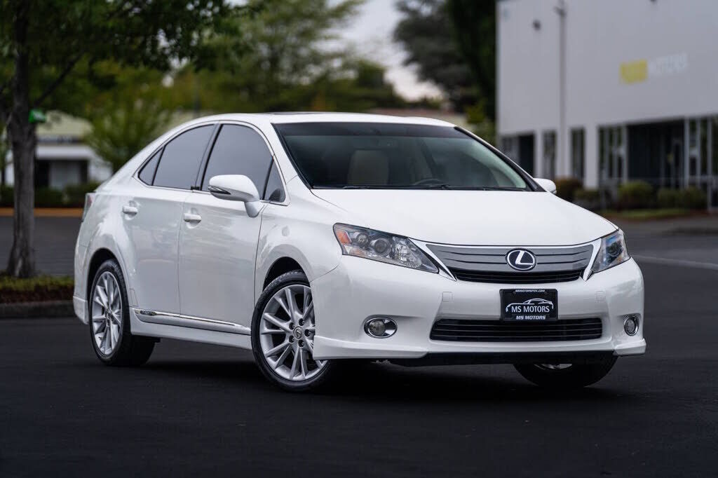 2011 LEXUS HS