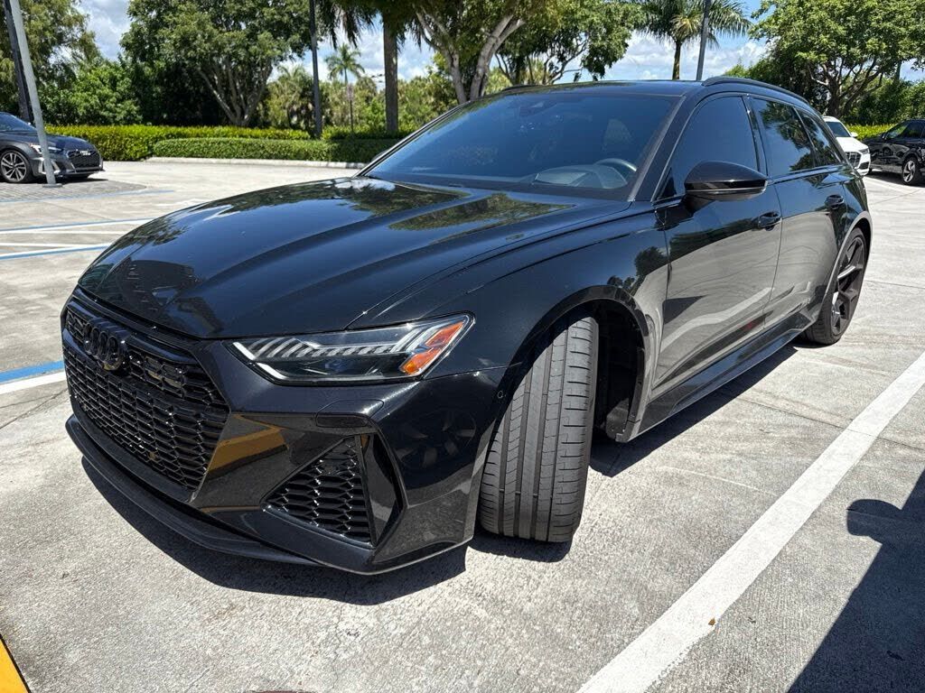 2024 AUDI RS 6 Avant