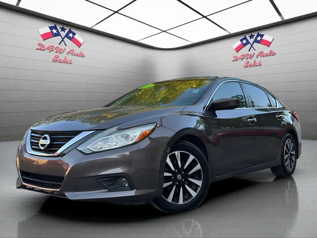 2017 NISSAN Altima