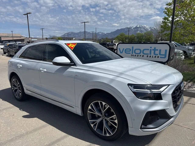 2021 AUDI Q8