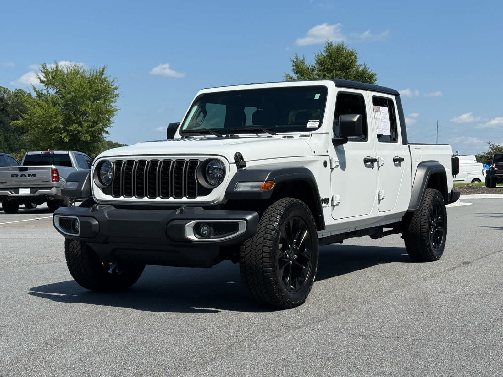 2024 JEEP Gladiator
