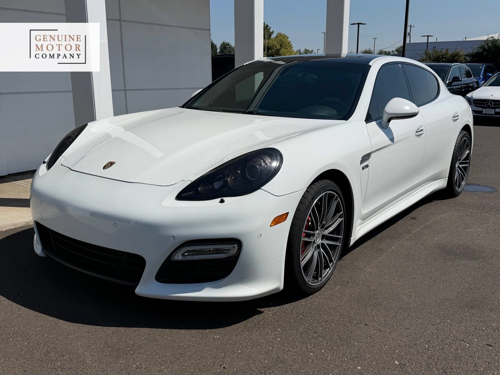 2013 PORSCHE Panamera