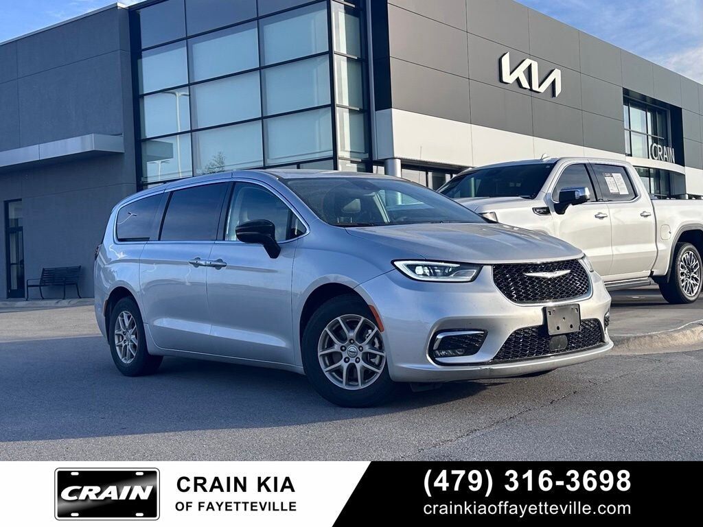 2024 CHRYSLER Pacifica