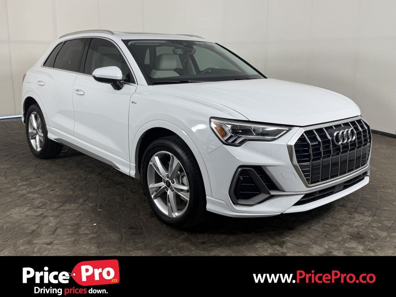 2024 AUDI Q3