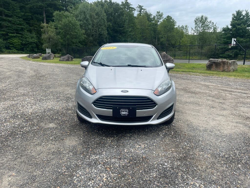 2015 FORD Fiesta