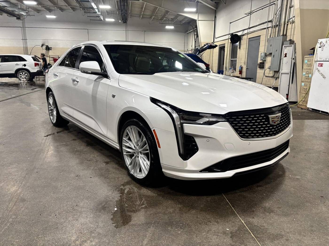 2025 CADILLAC CT4