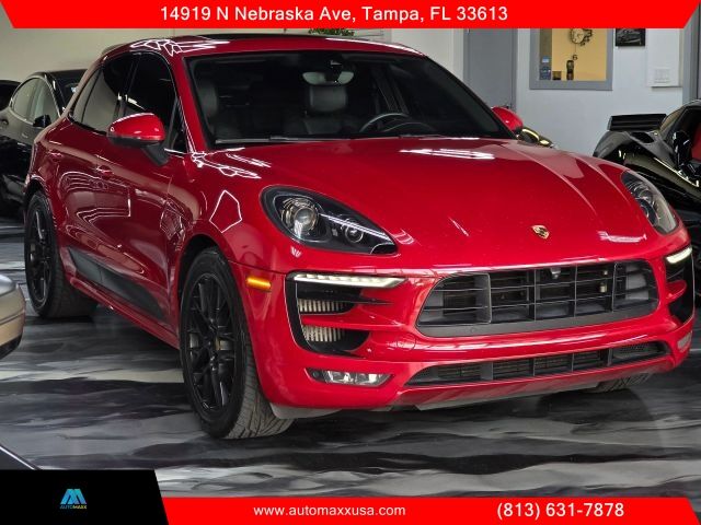 2017 PORSCHE Macan