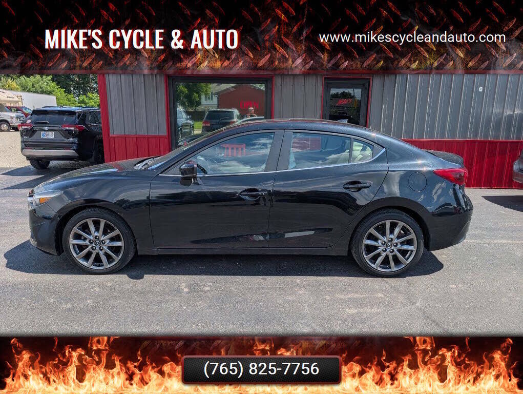 2018 MAZDA Mazda3