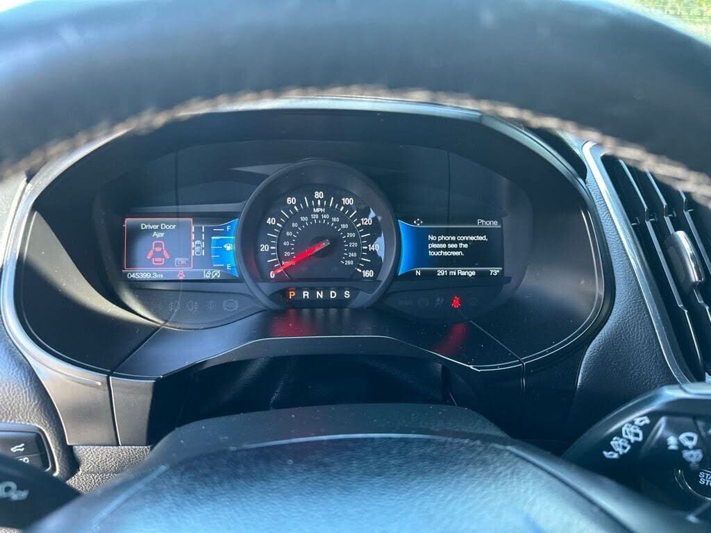 2023 FORD Edge