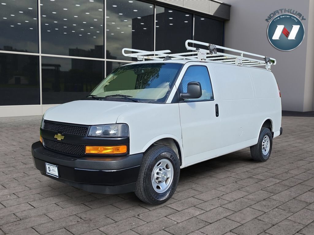 2021 CHEVROLET Express