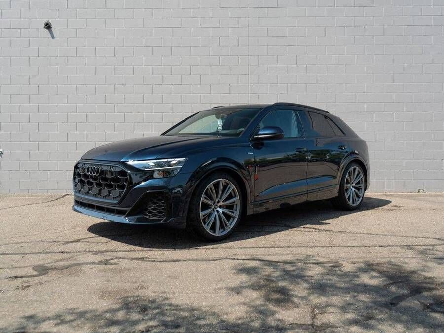 2026 AUDI Q8