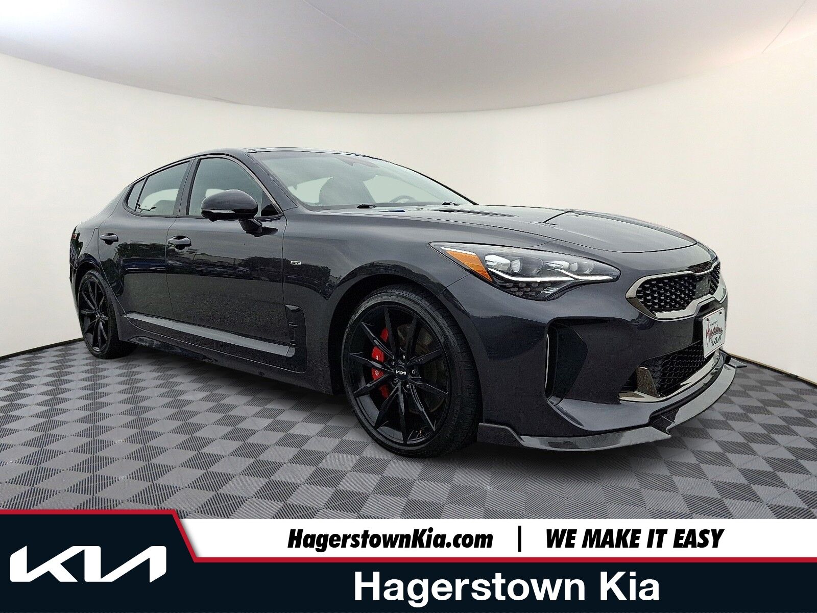 2023 KIA Stinger