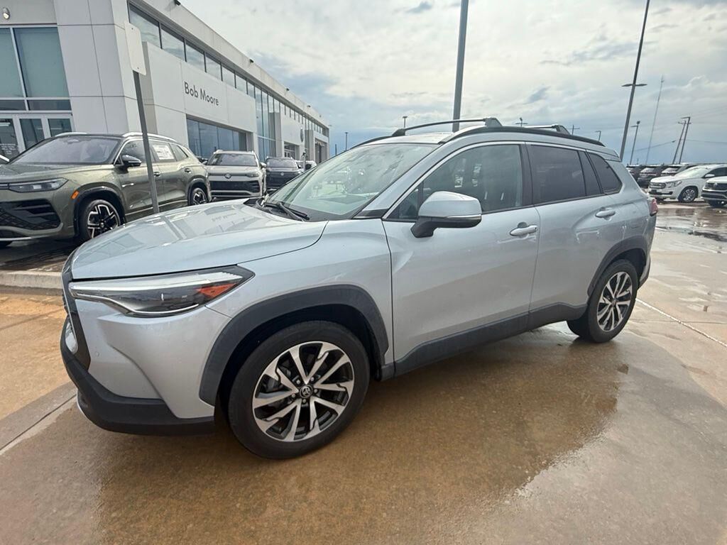 2022 TOYOTA COROLLA