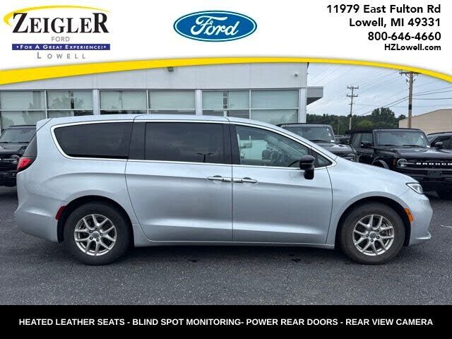 2024 CHRYSLER Pacifica