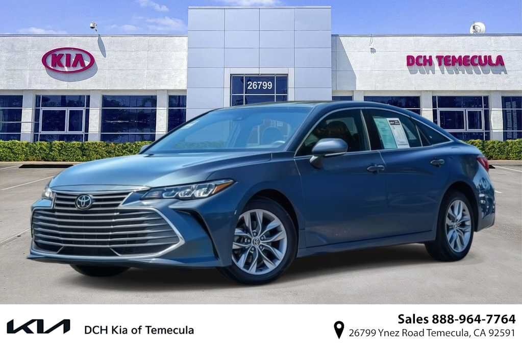 2022 TOYOTA Avalon