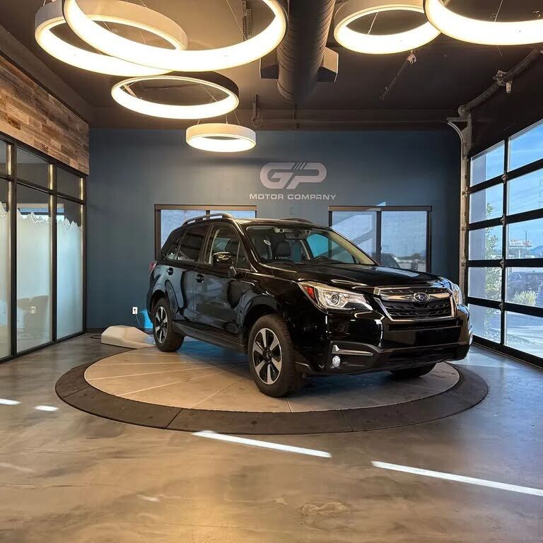 2017 SUBARU Forester