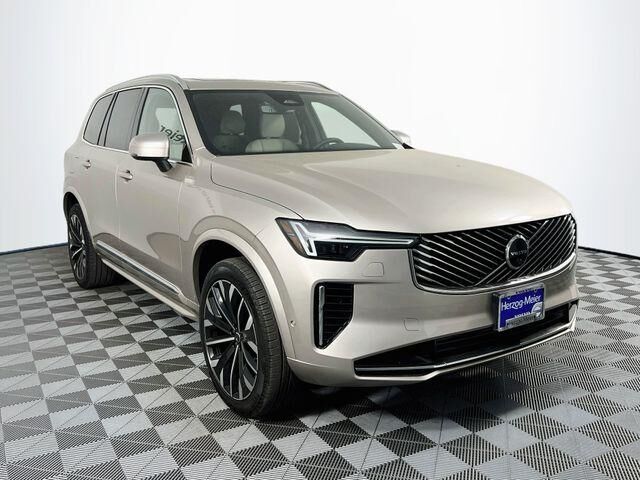 2026 VOLVO XC90
