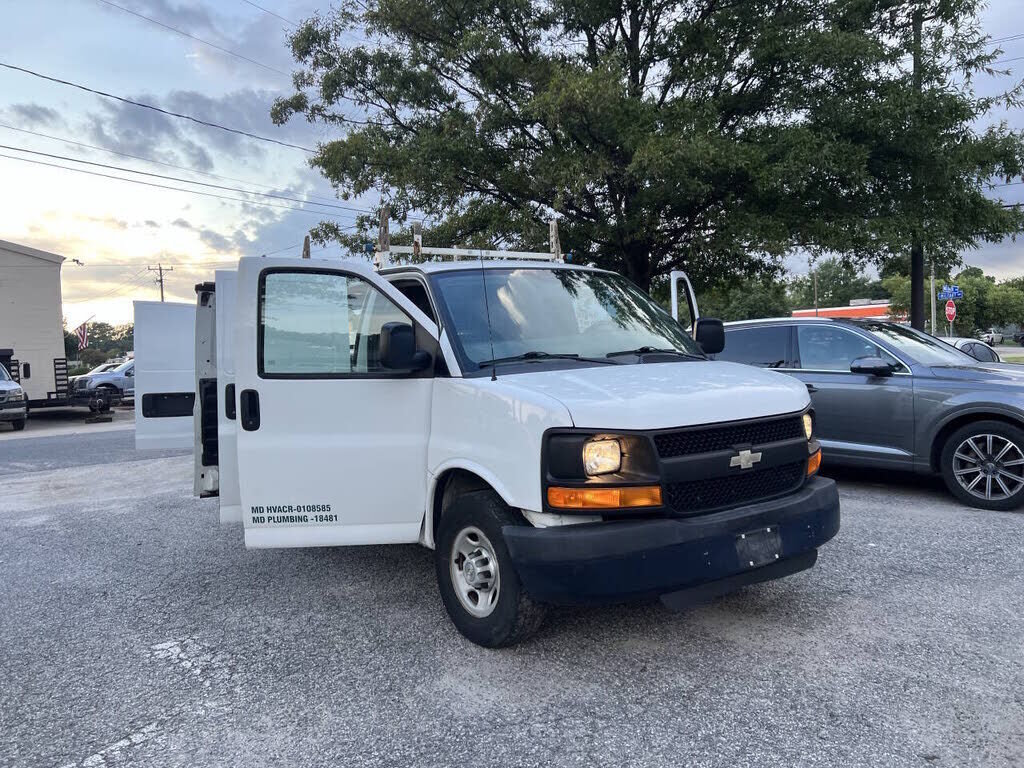 2013 CHEVROLET Express