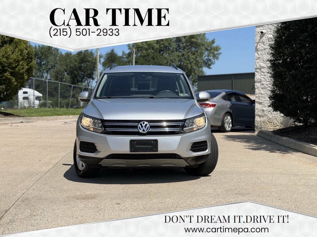 2017 VOLKSWAGEN Tiguan