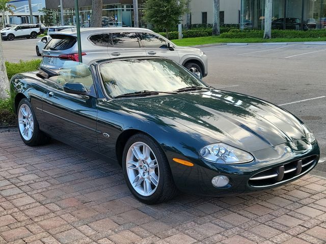 2002 JAGUAR XK8