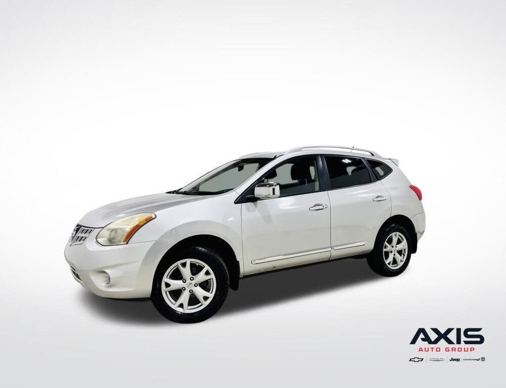 2011 NISSAN Rogue