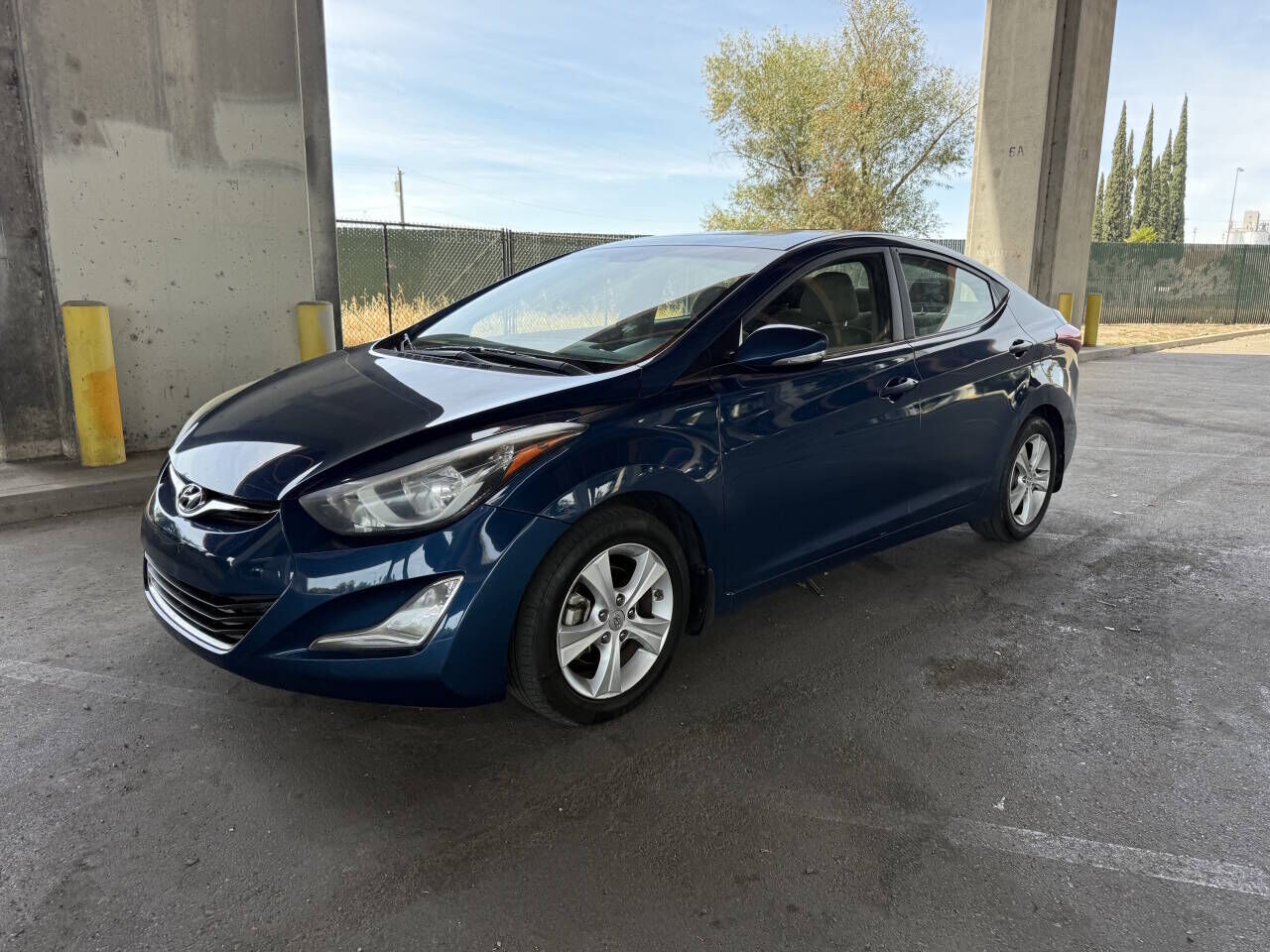 2016 HYUNDAI Elantra