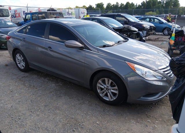 2011 HYUNDAI Sonata