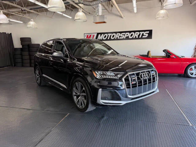 2021 AUDI SQ7