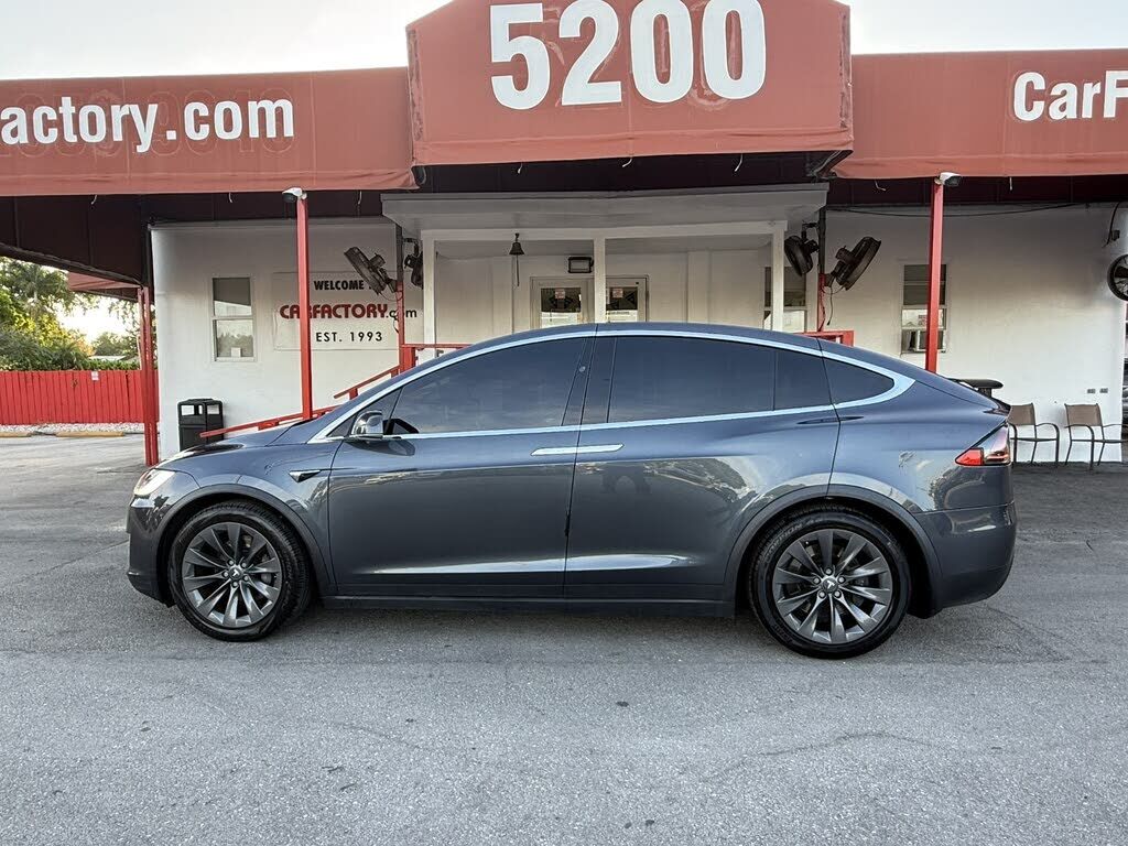 2018 TESLA Model X