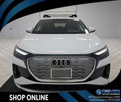 2022 AUDI Q4