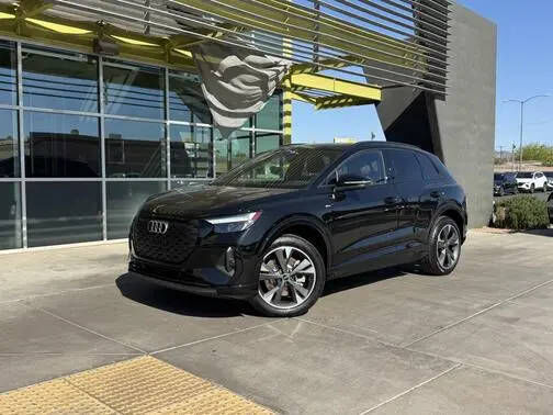 2024 AUDI Q4