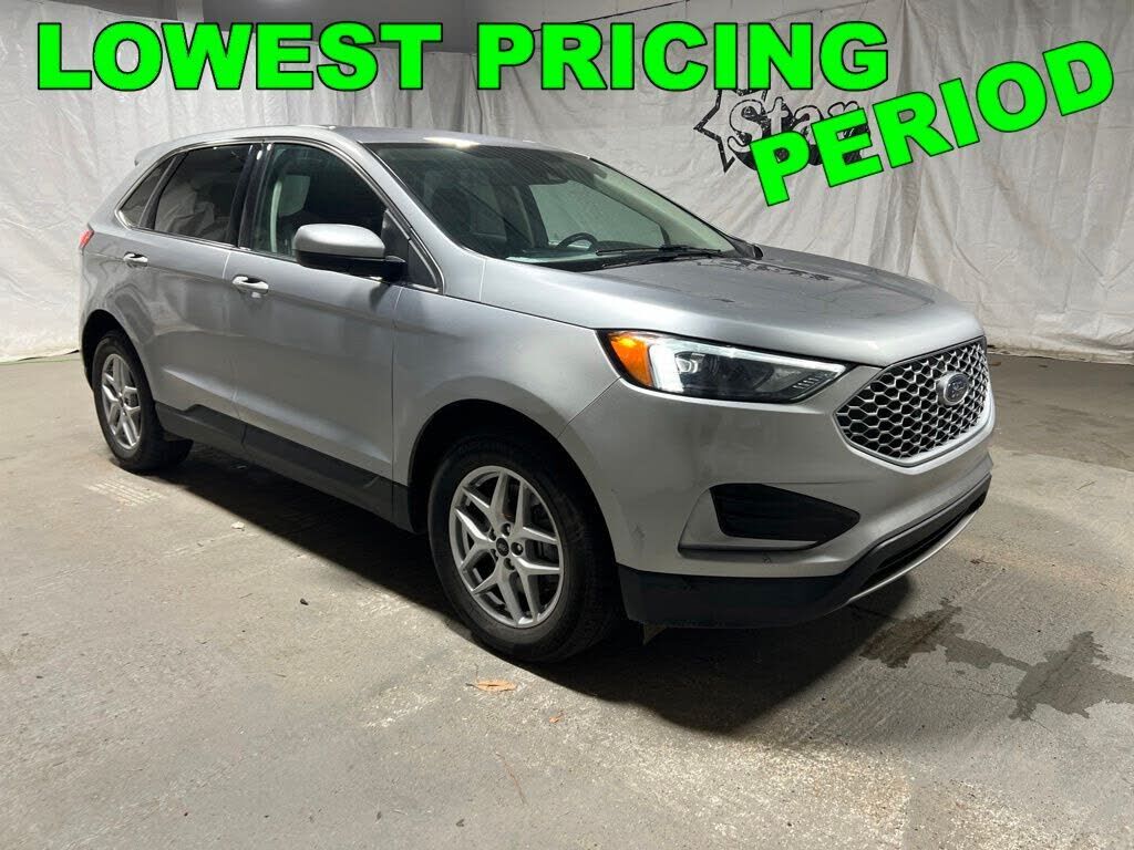 2023 FORD Edge