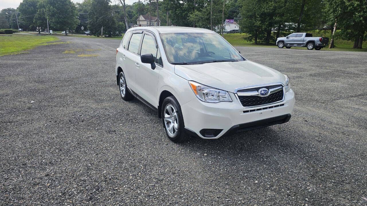 2015 SUBARU Forester