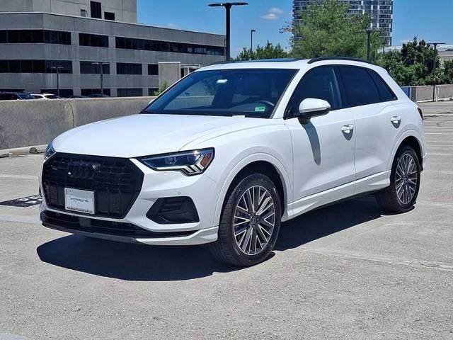 2024 AUDI Q3