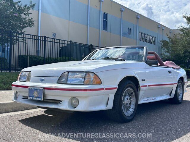 1987 FORD Mustang