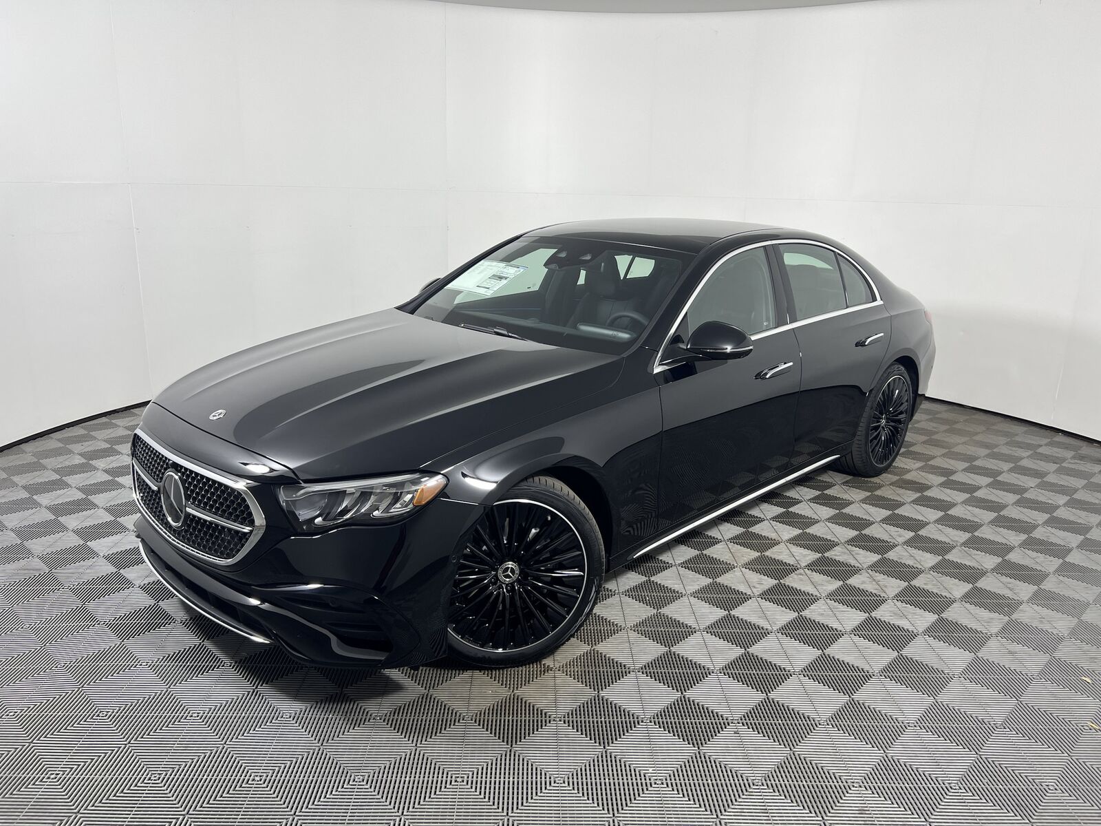 2027 MERCEDES-BENZ E-Class