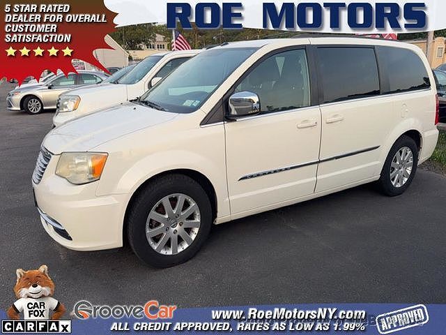 2011 CHRYSLER Town and Country
