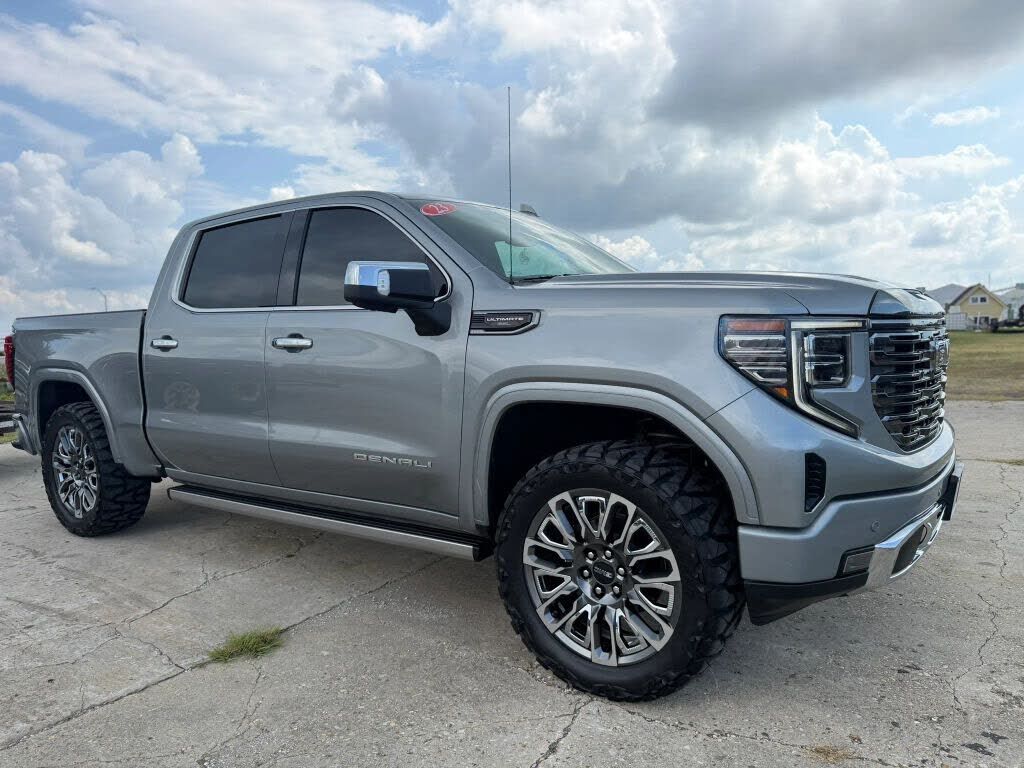 2023 GMC Sierra
